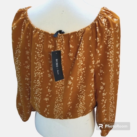 NWT BCBG Paris plus size cropped wrap crossover top, with side tie detail XXL - Picture 4 of 6